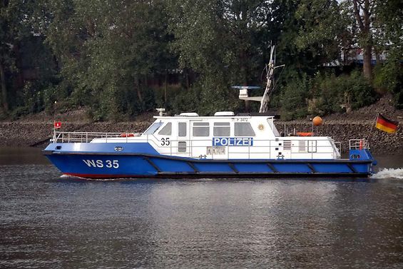 Schweres Hafenstreifenboot der Wasserschutzpolizei Hamburg
