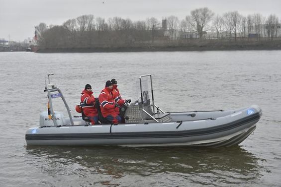 Schlauchboot der Wasserschutzpolizei Hamburg